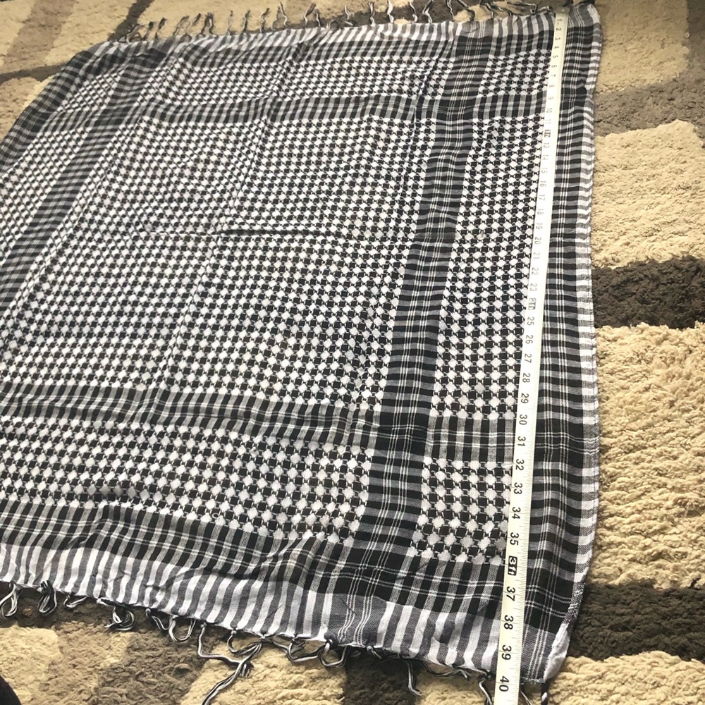 Geometric wrap - Picture 4 of 5